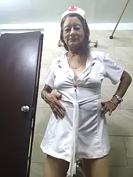 Snapshot of MaryLunne chatting on December 20, 6:48 pm MaryLunne online show from December 20, 6:48 pm