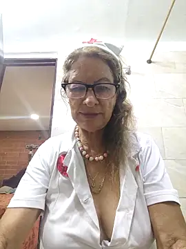 Snapshot of MaryLunne chatting on February 27, 11:54 am MaryLunne online show from February 27, 11:54 am