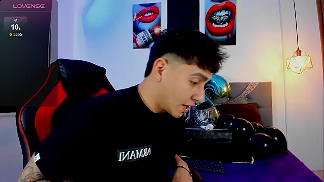 Nicolas James Sc online show from October 24, 2:46 pm