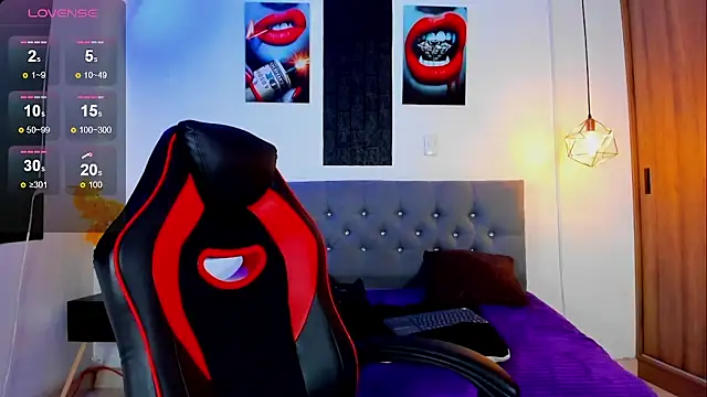 Nicolas James Sc online show from November 6, 1:34 pm