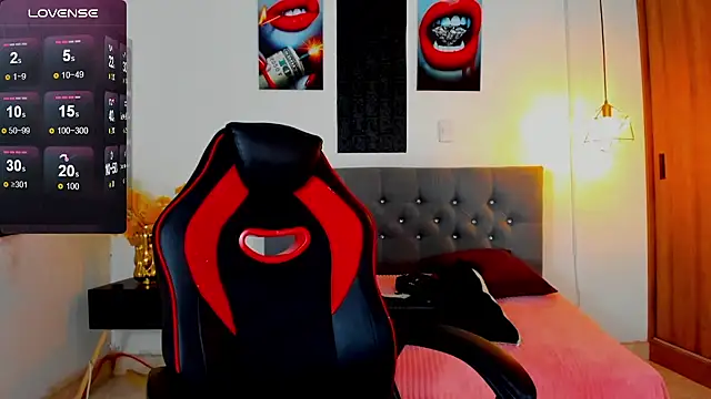 Nicolas James Sc online show from February 11, 2:44 pm