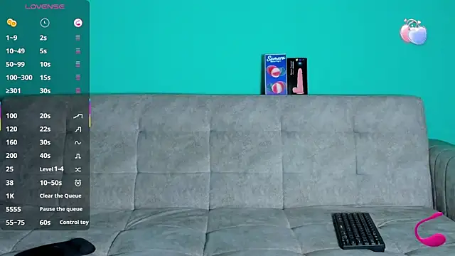 Snapshot of Maikol_Ortiz chatting on October 22, 12:27 pm Maikol Ortiz online show from October 22, 12:27 pm