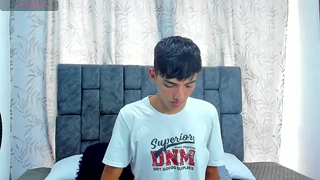 Snapshot of Maikol_Ortiz chatting on November 26, 7:15 pm Maikol Ortiz online show from November 26, 7:15 pm