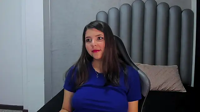 Snapshot of Charlotte-Star chatting on November 24, 8:19 pm Charlotte-Star online show from November 24, 8:19 pm