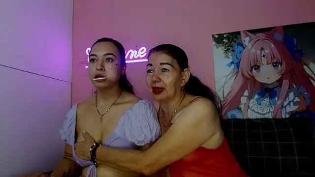 estefania 34 online show from October 8, 7:22 pm