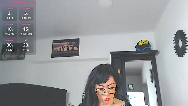 Vicky hotmilf online show from April 8, 10:26 am