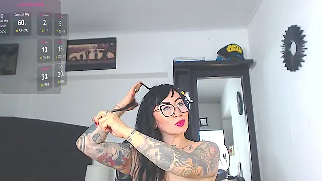 Vicky hotmilf online show from April 15, 11:28 am