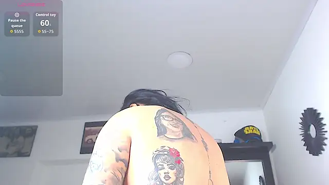 Vicky hotmilf online show from April 16, 11:11 am