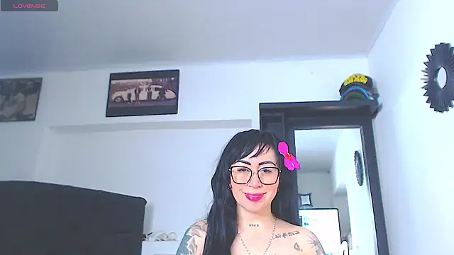 Vicky hotmilf online show from June 25, 11:04 am
