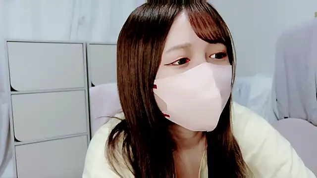 Snapshot of Hanachan_Gcup_ chatting on September 19, 3:34 pm Hanachan Gcup  online show from September 19, 3:34 pm