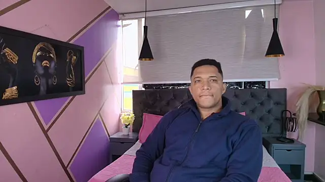 Snapshot of Annie_Lii chatting on October 8, 12:47 pm Annie Lii online show from October 8, 12:47 pm