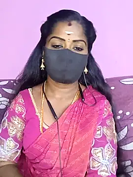 Snapshot of tamilammukuttyy chatting on April 29, 3:54 am tamilammukuttyy online show from April 29, 3:54 am