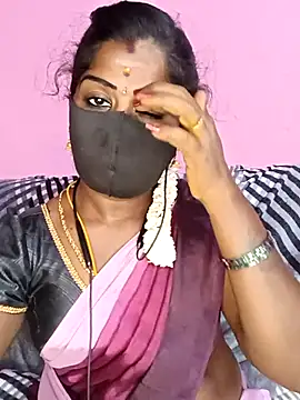 Snapshot of tamilammukuttyy chatting on May 1, 4:33 pm tamilammukuttyy online show from May 1, 4:33 pm