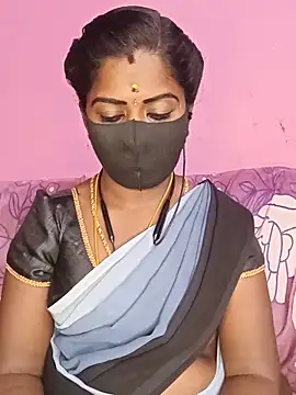 Snapshot of tamilammukuttyy chatting on May 21, 4:58 pm tamilammukuttyy online show from May 21, 4:58 pm