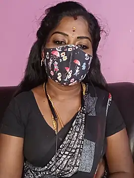 Snapshot of tamilammukuttyy chatting on May 24, 11:21 pm tamilammukuttyy online show from May 24, 11:21 pm