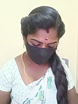 Snapshot of tamilammukuttyy chatting on June 11, 3:43 pm tamilammukuttyy online show from June 11, 3:43 pm