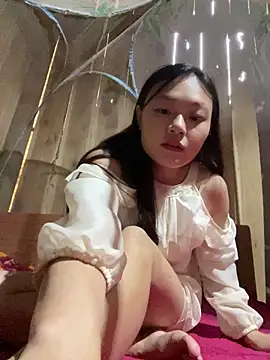 mai-xinh online show from October 18, 11:27 pm