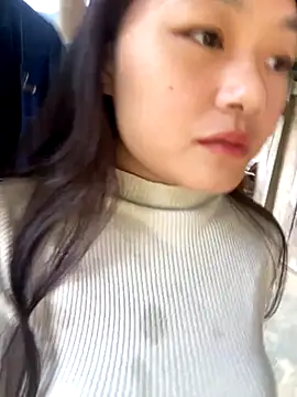 mai-xinh online show from November 2, 7:00 am