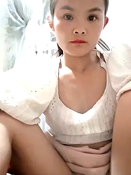 Snapshot of xinhxinhcute chatting on October 7, 2:58 pm xinhxinhcute online show from October 7, 2:58 pm