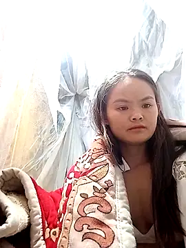 Snapshot of xinhxinhcute chatting on October 9, 10:19 pm xinhxinhcute online show from October 9, 10:19 pm