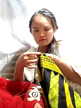 Snapshot of xinhxinhcute chatting on October 15, 3:01 pm xinhxinhcute online show from October 15, 3:01 pm