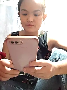 xinhxinhcute online show from November 13, 7:40 am