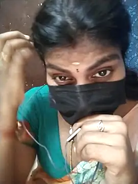 Snapshot of Nithiila chatting on September 30, 8:08 am Nithiila online show from September 30, 8:08 am