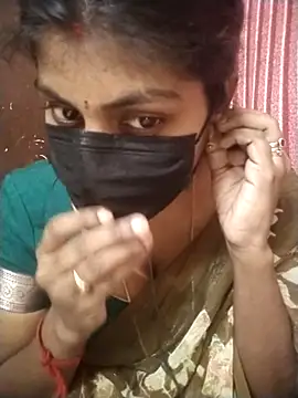 Snapshot of Nithiila chatting on November 29, 5:10 am Nithiila online show from November 29, 5:10 am