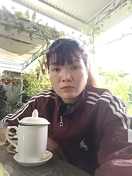 Snapshot of Thao_xx chatting on September 13, 2:00 am Thao xx online show from September 13, 2:00 am
