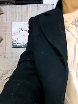 Snapshot of Gatithaaa chatting on October 1, 5:02 am Gatithaaa online show from October 1, 5:02 am