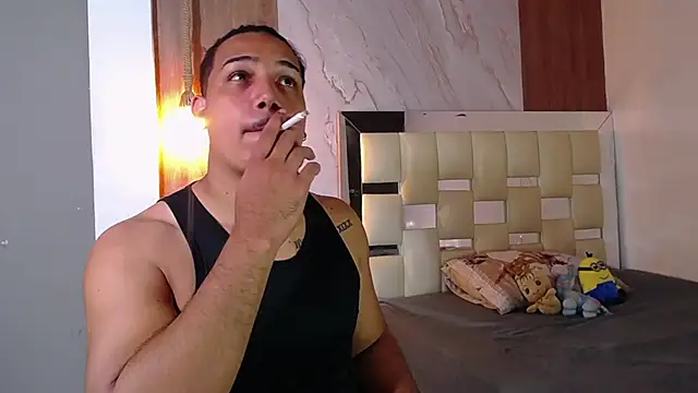 Snapshot of taylor_collins_ chatting on September 15, 9:26 pm taylor collins online show from September 15, 9:26 pm