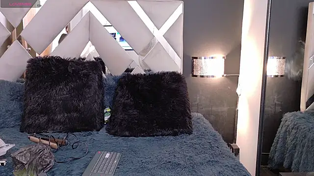 Snapshot of Miia_bunny chatting on September 10, 9:15 pm Miia bunny online show from September 10, 9:15 pm