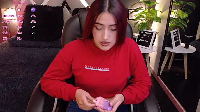 Snapshot of Miia_bunny chatting on September 26, 9:19 pm Miia bunny online show from September 26, 9:19 pm