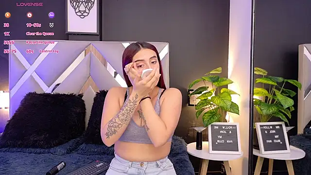 Snapshot of Miia_bunny chatting on September 30, 8:14 pm Miia bunny online show from September 30, 8:14 pm