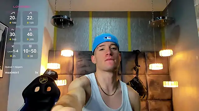 HunterHeat  online show from March 12, 11:38 am