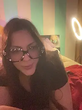 Snapshot of alilith chatting on July 20, 6:21 pm alilith online show from July 20, 6:21 pm