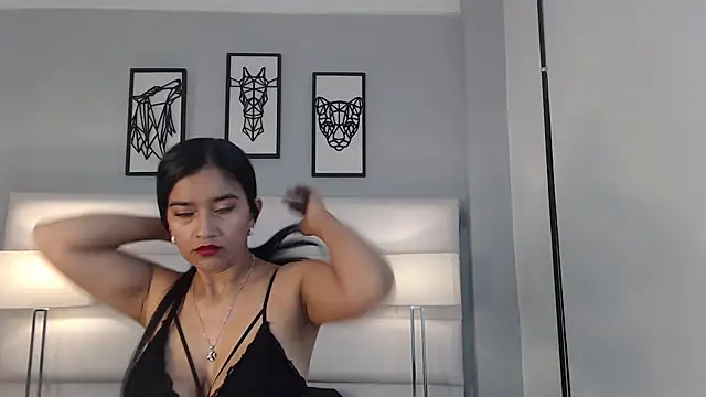 Valeria Velez  online show from October 10, 11:31 am