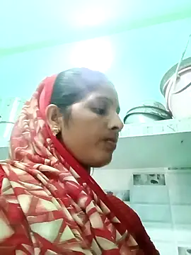 Snapshot of Sharma_pooja chatting on September 12, 3:28 am Sharma pooja online show from September 12, 3:28 am