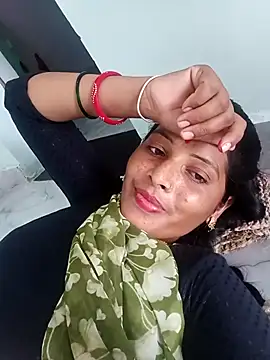 Snapshot of Sharma_pooja chatting on September 13, 5:18 am Sharma pooja online show from September 13, 5:18 am