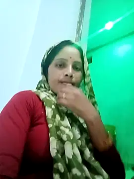 Snapshot of Sharma_pooja chatting on October 4, 3:54 pm Sharma pooja online show from October 4, 3:54 pm