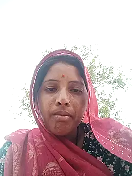 Snapshot of Sharma_pooja chatting on October 15, 7:19 am Sharma pooja online show from October 15, 7:19 am