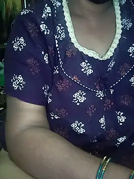 Snapshot of Mee_harini-telugupilla chatting on May 20, 3:45 am Mee harini-telugupilla online show from May 20, 3:45 am