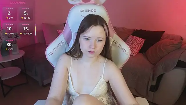 Snapshot of Sweetie_Hope chatting on November 23, 4:40 pm Sweetie Hope online show from November 23, 4:40 pm