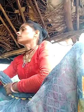 Snapshot of H_seema chatting on September 28, 2:06 am H seema online show from September 28, 2:06 am