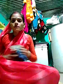 Snapshot of H_seema chatting on November 4, 1:10 pm H seema online show from November 4, 1:10 pm
