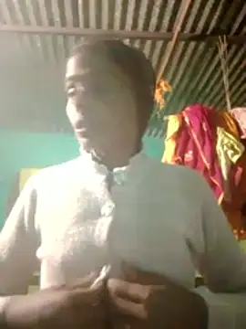 Snapshot of H_seema chatting on November 8, 2:06 pm H seema online show from November 8, 2:06 pm