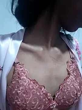 BunnyBloom25 online show from November 10, 1:21 pm