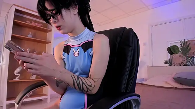 Sima Wendy online show from October 4, 6:22 am