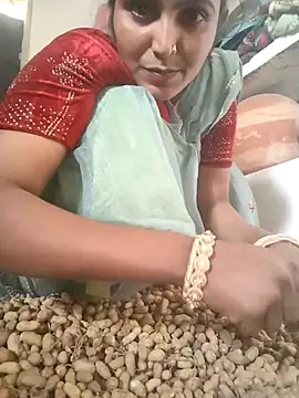 LUCKY cut online show from November 15, 8:44 am