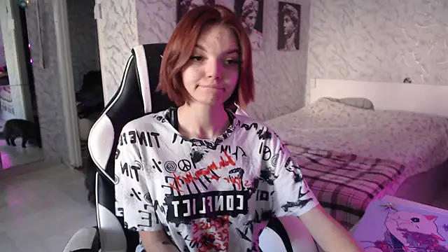 Kitti study online show from September 19, 8:16 am